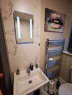 Luxurious 2-bed Apartment in Belfast Centre