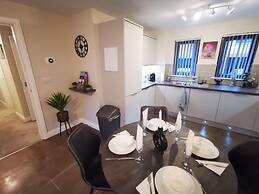 Luxurious 2-bed Apartment in Belfast Centre