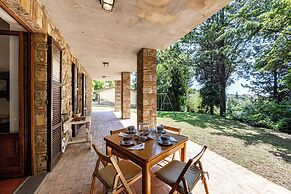 Countryside Villa With Pool