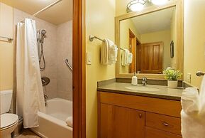 Maui Sunset B217 2 Bedroom Condo