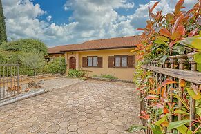 Pool House Kristina Near Porec
