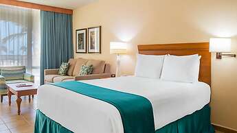 Bluegreen at La Cabana Beach Resort & Casino