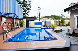 PROXIMA CENTAURI HOTEL