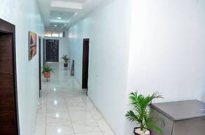 PROXIMA CENTAURI HOTEL