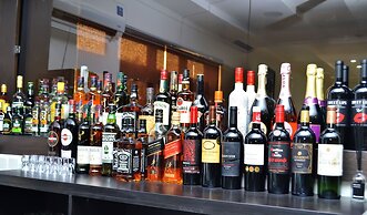 PROXIMA CENTAURI HOTEL