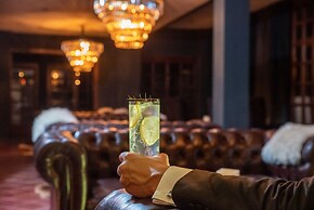 Amerian Gran Alumine Hotel