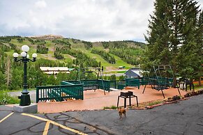 Ski Condo in Chalet Village at Brian Head!