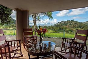 Coffee Pickers Village By Hacienda Orosi