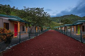 Coffee Pickers Village By Hacienda Orosi