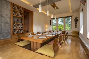 Asobidokoro by H2 Life