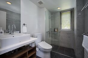 Asobidokoro by H2 Life