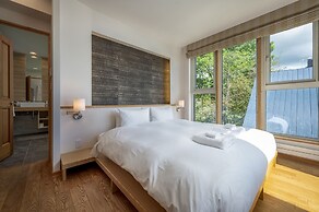 Asobidokoro by H2 Life