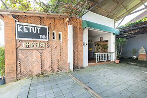 OYO 3775 Ketut Inn