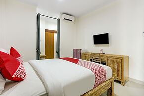 Super OYO 90232 March 67 Stay