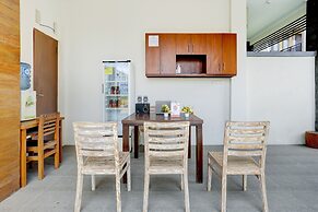 Super OYO 90232 March 67 Stay