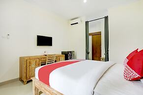 Super OYO 90232 March 67 Stay