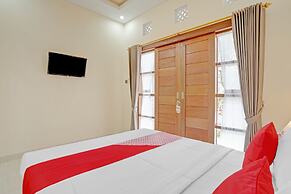 Super OYO Capital O 90654 Pondok Wisata Buana Amerta