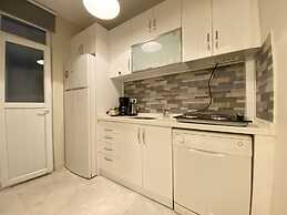 Exquisite and Spacious Flat in Central Sisli