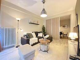 Exquisite and Spacious Flat in Central Sisli