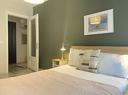 Exquisite and Spacious Flat in Central Sisli