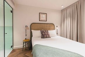 The Sarah by Urban Rest