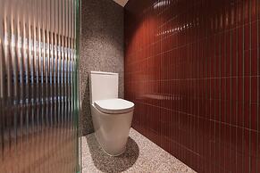 The Sarah by Urban Rest