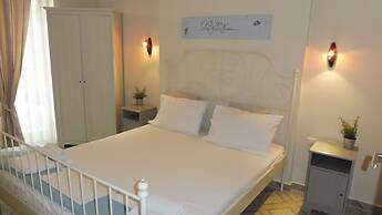 Klio Apartments and Studios