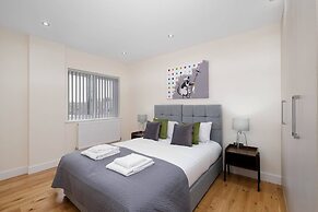 Oxford Rd 2 Bed Serviced Apartment
