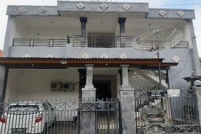 OYO 90810 Ravaya Homestay