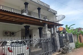 OYO 90810 Ravaya Homestay