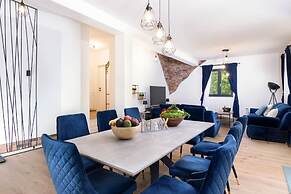 Villa PORTUM - Where Serenity & Comfort meet, Luxurious Woodland Retre