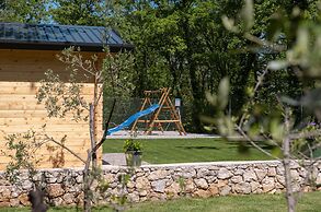 Villa PORTUM - Where Serenity & Comfort meet, Luxurious Woodland Retre