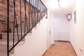 Villa PORTUM - Where Serenity & Comfort meet, Luxurious Woodland Retre