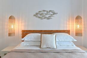 Ammos Luxury Rooms & Home