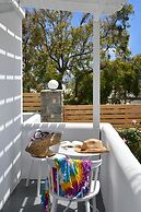 Ammos Luxury Rooms & Home