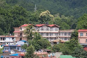 Avocado and Orchid Resort