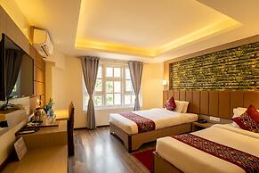 Avocado and Orchid Resort