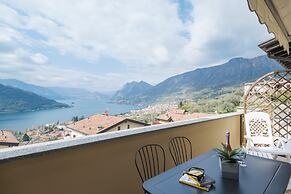 De Gasperi 14 in Sale Marasino