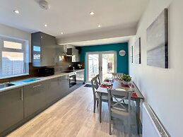 Curzon House 1