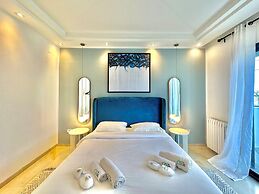 Villa Corniche vue mer et Piscine Chauff e