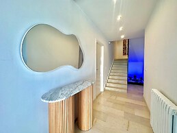 Villa Corniche vue mer et Piscine Chauff e