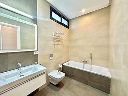 Villa Corniche vue mer et Piscine Chauff e