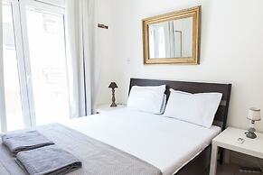 Ampelokipi Metro Roomy Delightful Oasis
