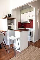 2ndhomes Cozy Apartment with Park View