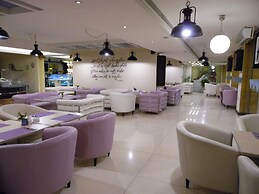 Portaluna Hotel & Resort By Reston