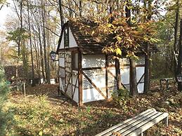 Bungalow Kuca Mukadessa