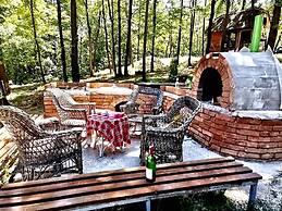 Bungalow Kuca Mukadessa