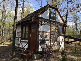 Bungalow Kuca Mukadessa