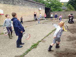 Cosy Stone Cottage on Llanllwni Mountain