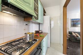 Viola Mare 50m From The Sea